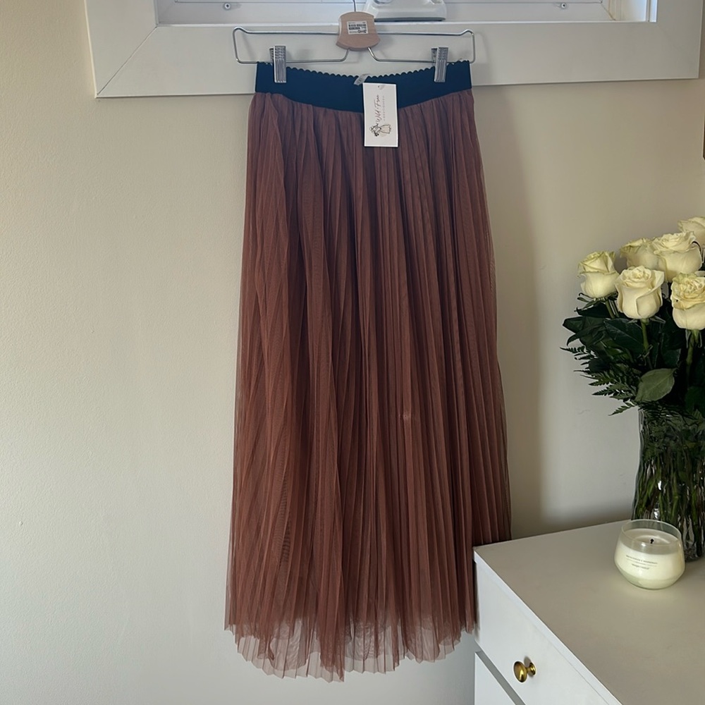 Wild+free boutique size small